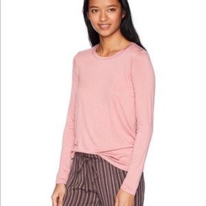 Solid Light Pink Long Sleeve Round Neck Top